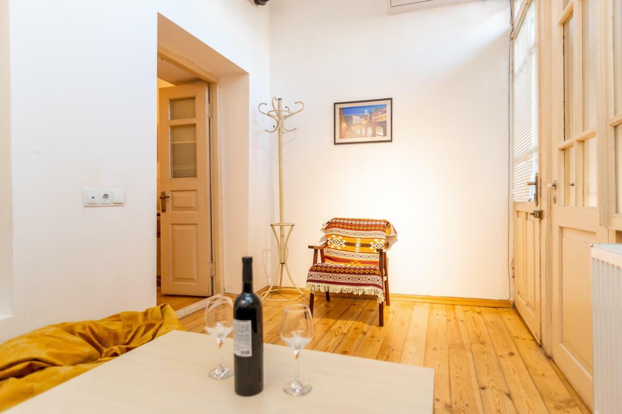 טביליסי Nina' Cozy Apartment מראה חיצוני תמונה